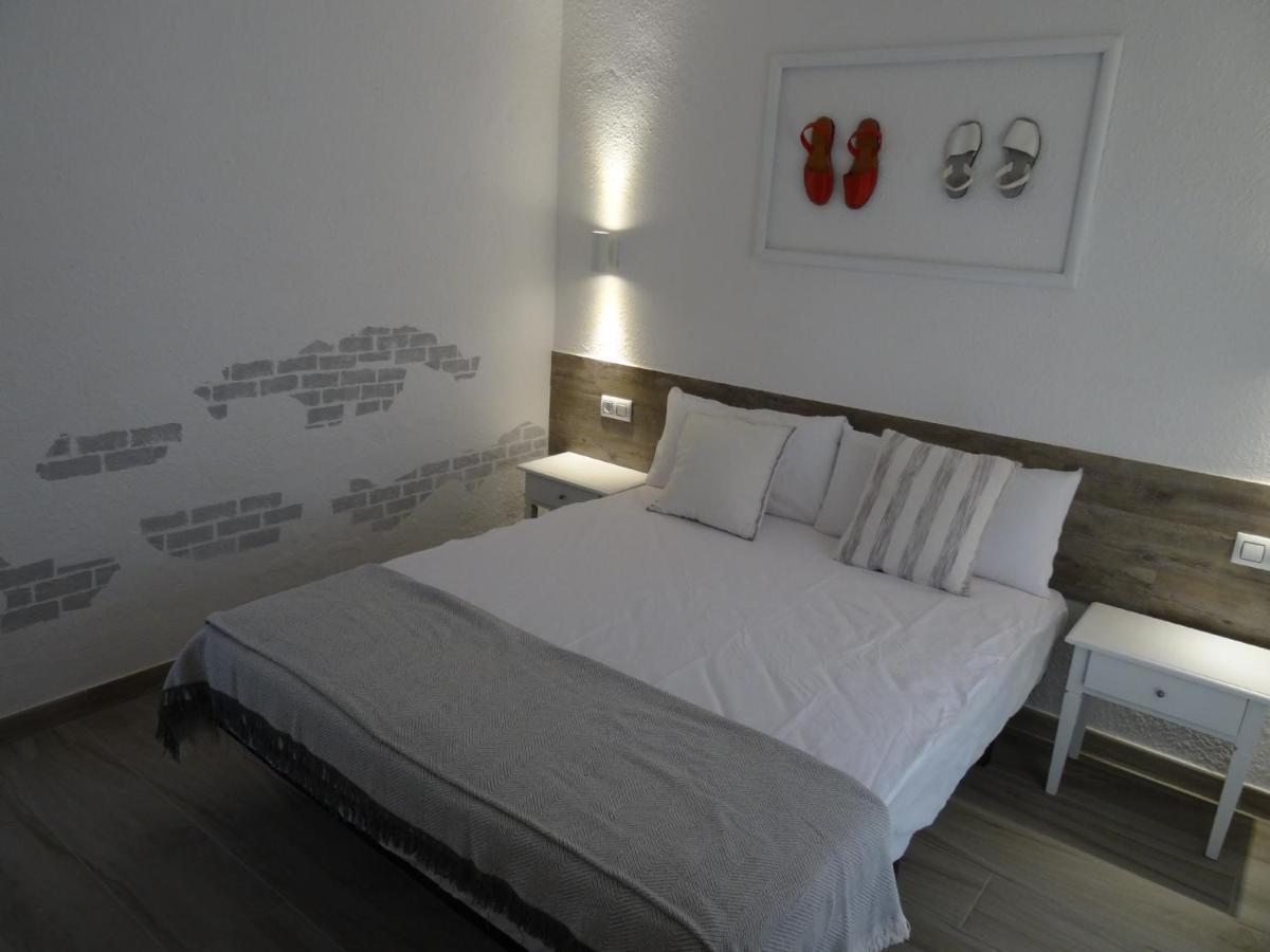 Appartamento Apartamento Las Siete Palmeras Cala'N Blanes  Esterno foto